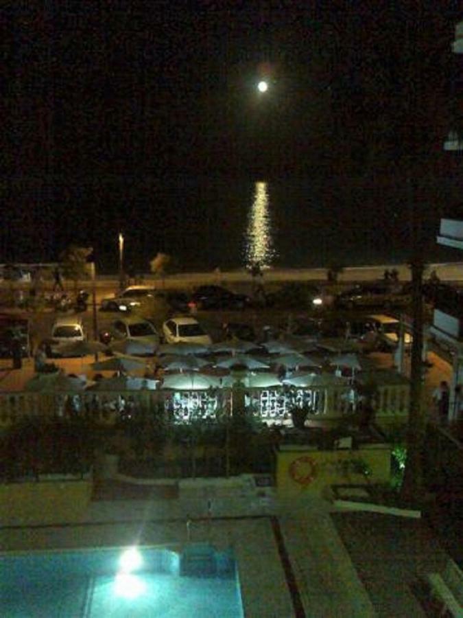 Perla 2 Paseo Maritimo Apartment ฟูเอนฮิโรลา ภายนอก รูปภาพ
